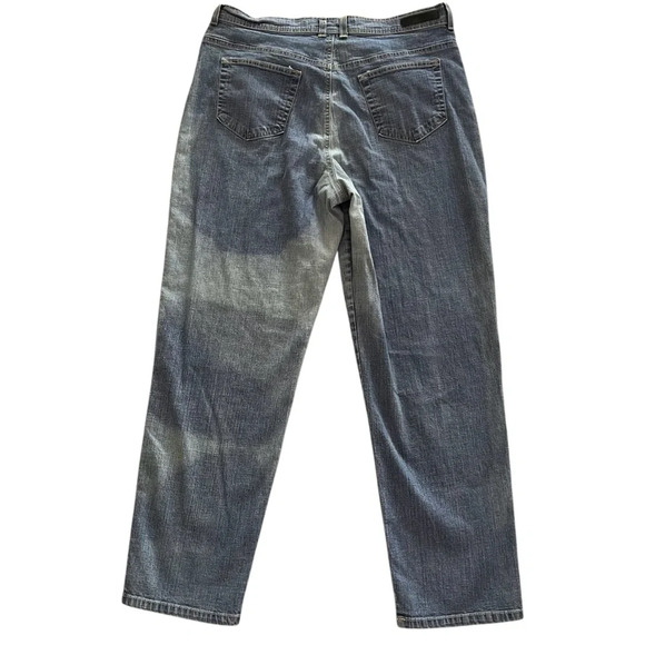 Gloria Vanderbilt Medium Blue Denim wash Jeans - Picture 2 of 6